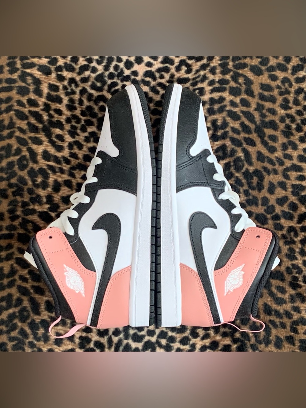 Nike - Picture 5 of 6